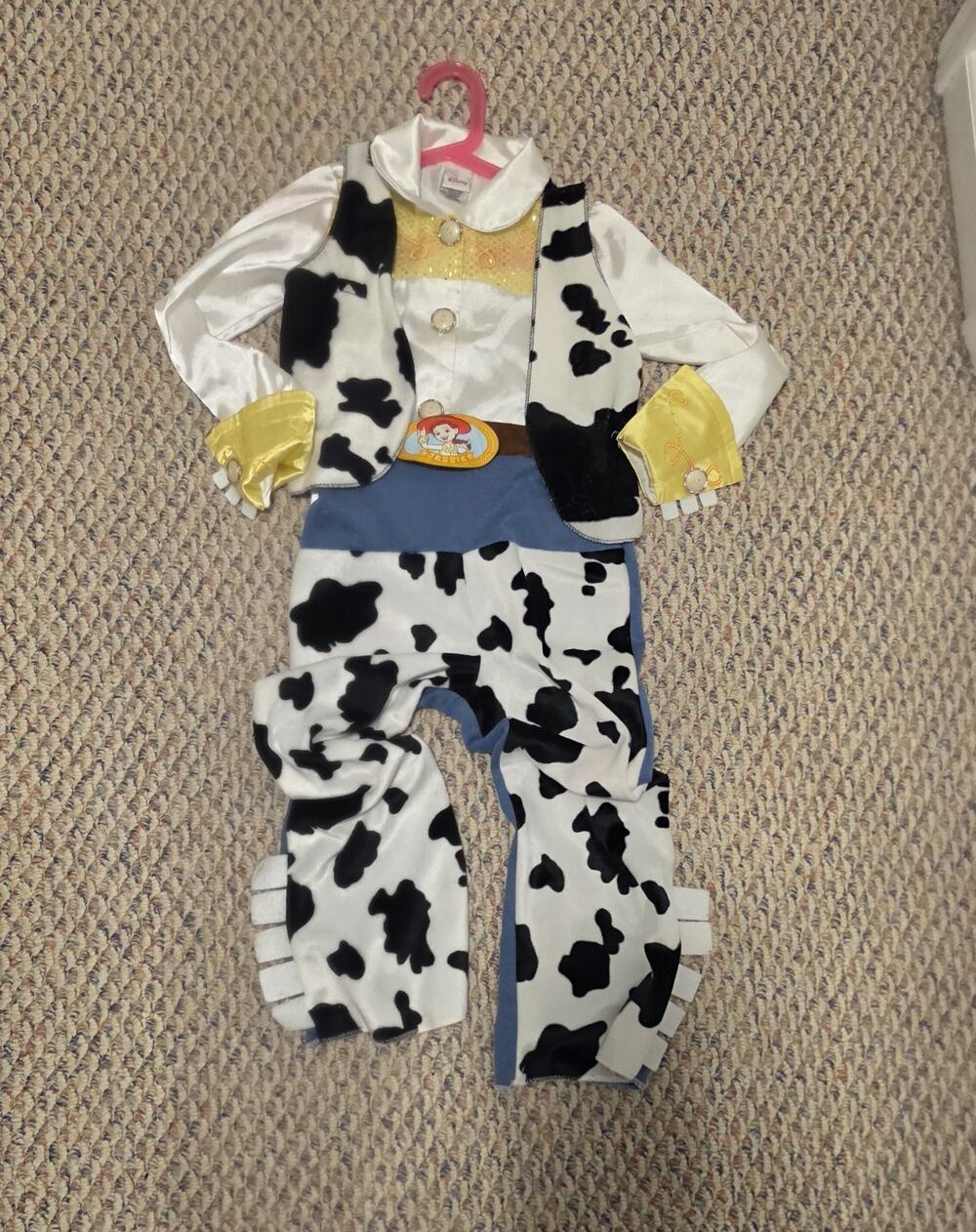 Disney Store 6/6X Jessie Cowgirl Costume Toy Store Girls Dress-up